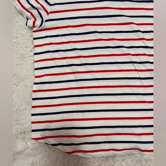 Old Navy women’s short sleeve red, blue, white stripe every wear tshirt - Picture 2 of 5